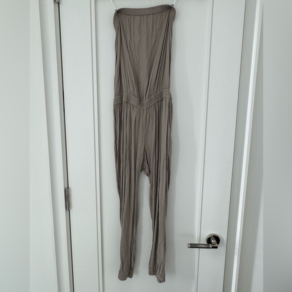 Sunday Best by Aritzia Taupe Sleeveless Draped Jumpsuit XS